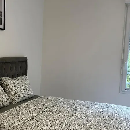 Sri-indo Paris Appartement *